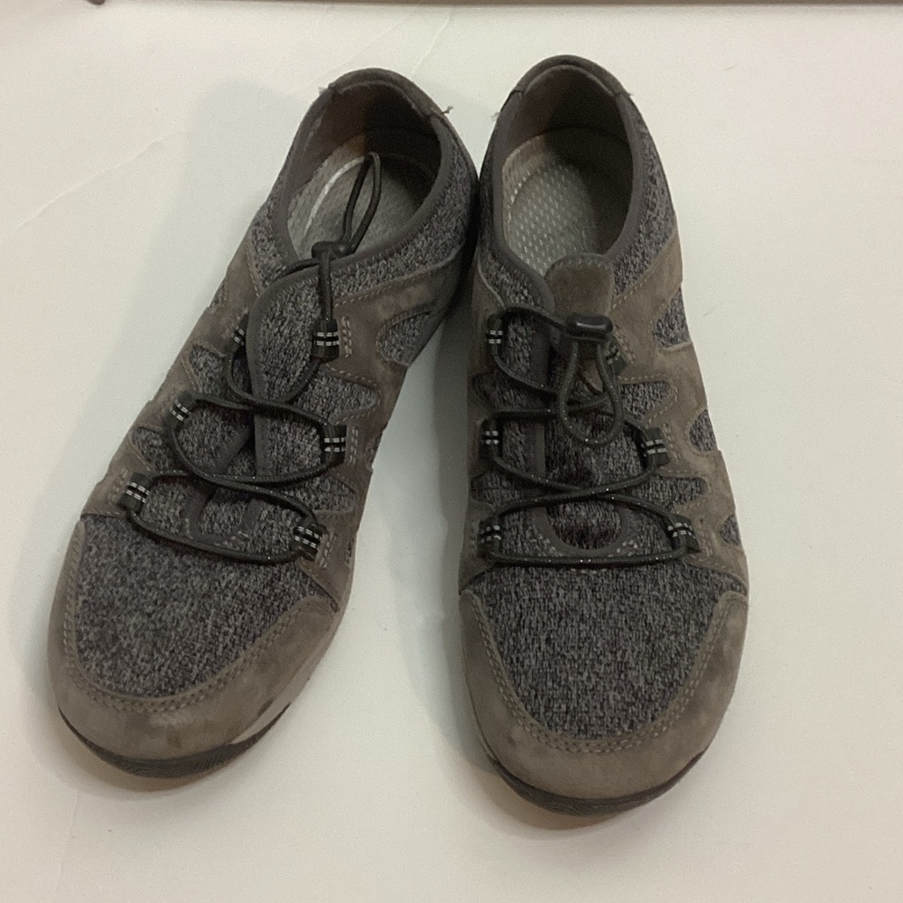 Dansko Gray & Cream Sole Sneaker 39 Leather Upper 4516201020
